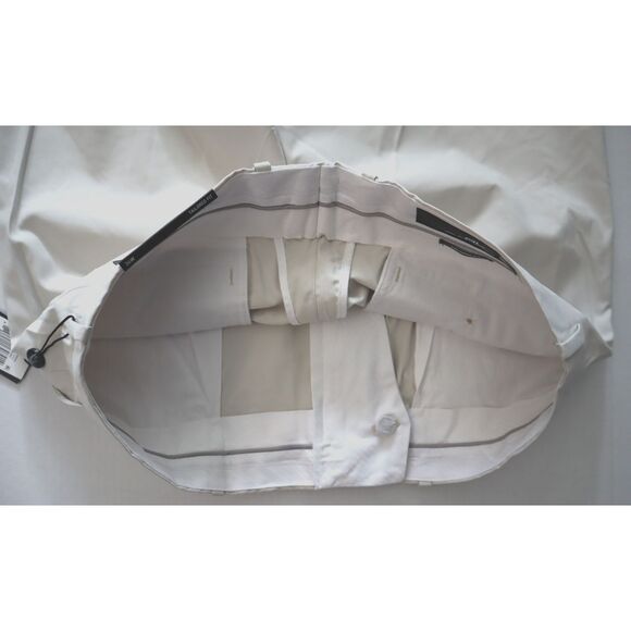 RLX Ralph Lauren Men's Sz 34 Beige Tailored Fit Performance Golf Shorts - Picture 4 of 14